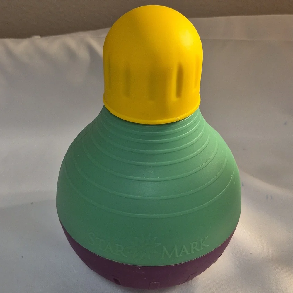 Starmark Bob-A-Lot Treat Dispenser Kibbler  Dispensing NO TAGS